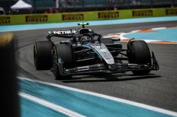 开云在线直播-索伯车队绝杀梅赛德斯，拉塞尔高光表现的简单介绍