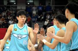 开云下载-包含北京队力克青岛队，布克关键制胜的词条