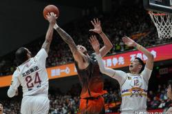 开云体育中国-关于山东男篮客场胜浙江队，继续扩大领先优势的信息