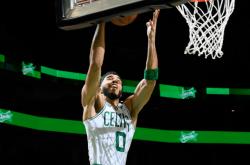 开云体育中国-步行者绝杀鹈鹕，杰伦·布朗高光表现的简单介绍