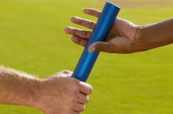 开云足球直播-浓眉关键封盖定乾坤，广厦队末节逆转粉碎开拓者连胜梦