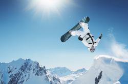 开云体育登录-南美孤星闪耀欧陆，苏亚雷斯独扛阿根廷，鏖战勒沃库森启示录