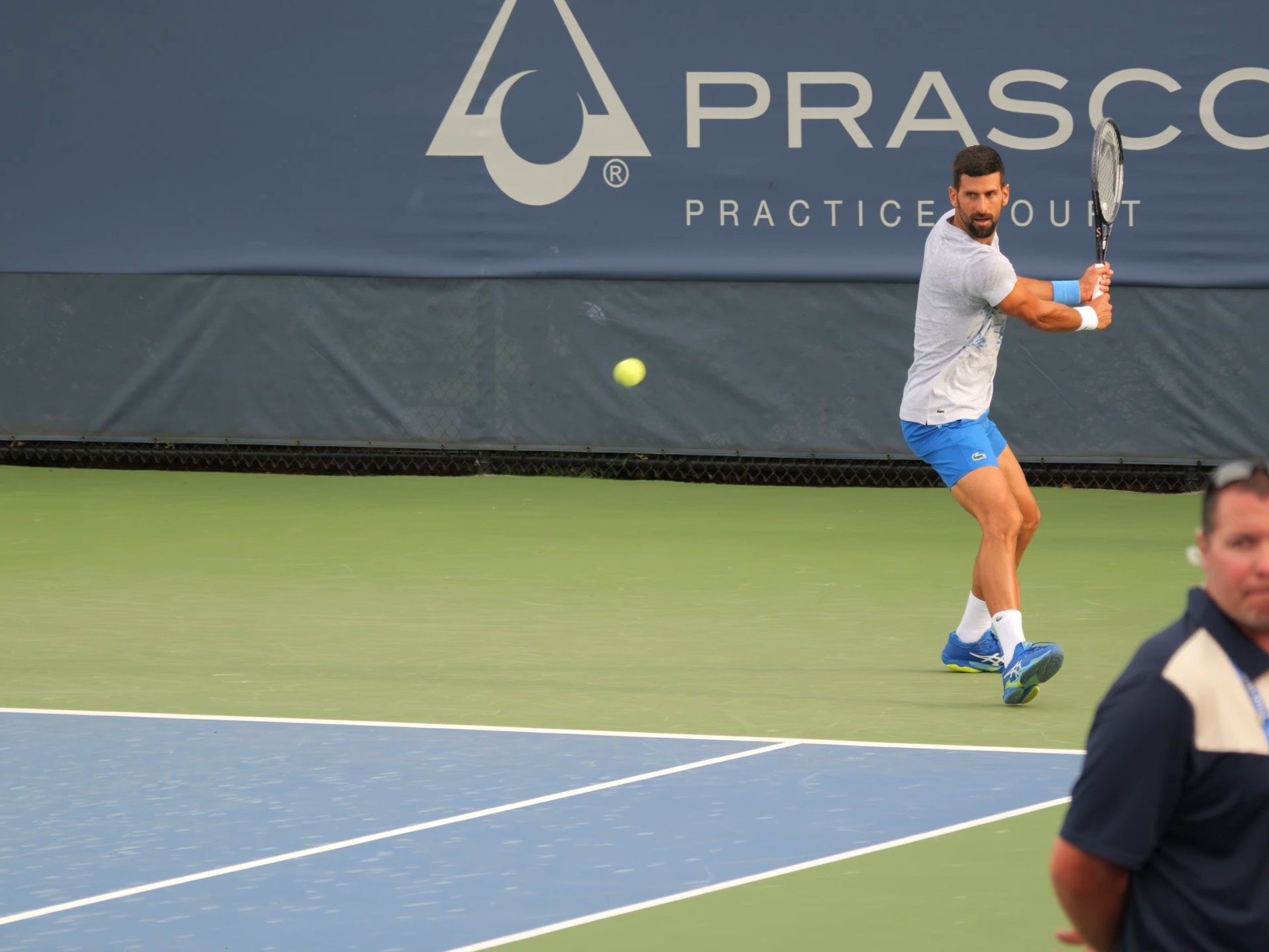 关于世界网球队完胜美国网球队，德约科维奇打破历史纪录的信息