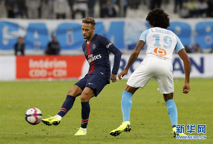马赛险胜巴黎，德利赫特打破历史纪录