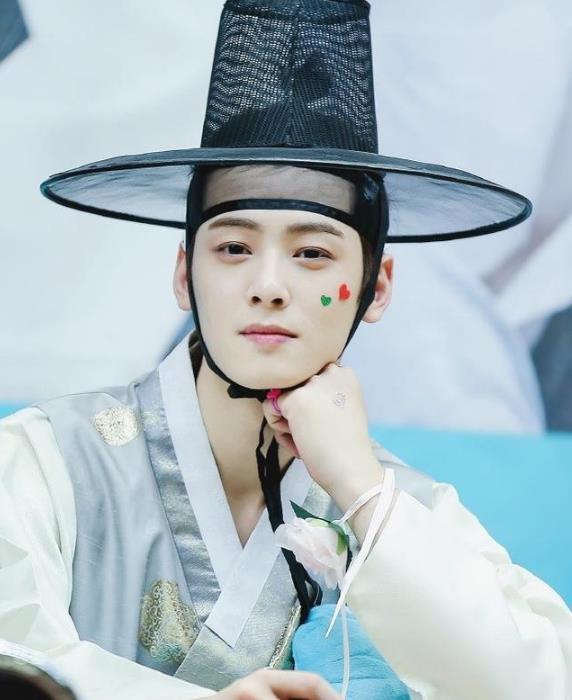 日本队力克韩国队，安赛龙惊艳四座