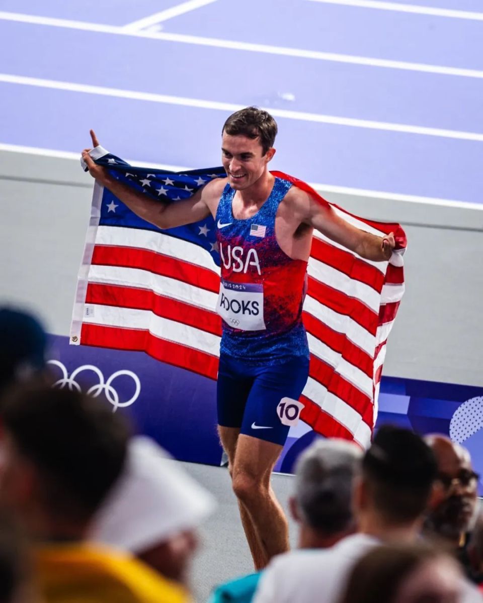 肯尼亚长跑选手夺得金牌称王