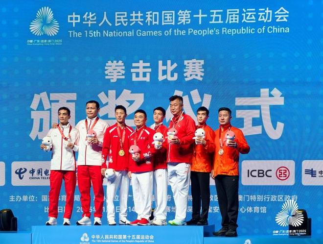 中国拳击选手夺得冠军，豪夺第二金