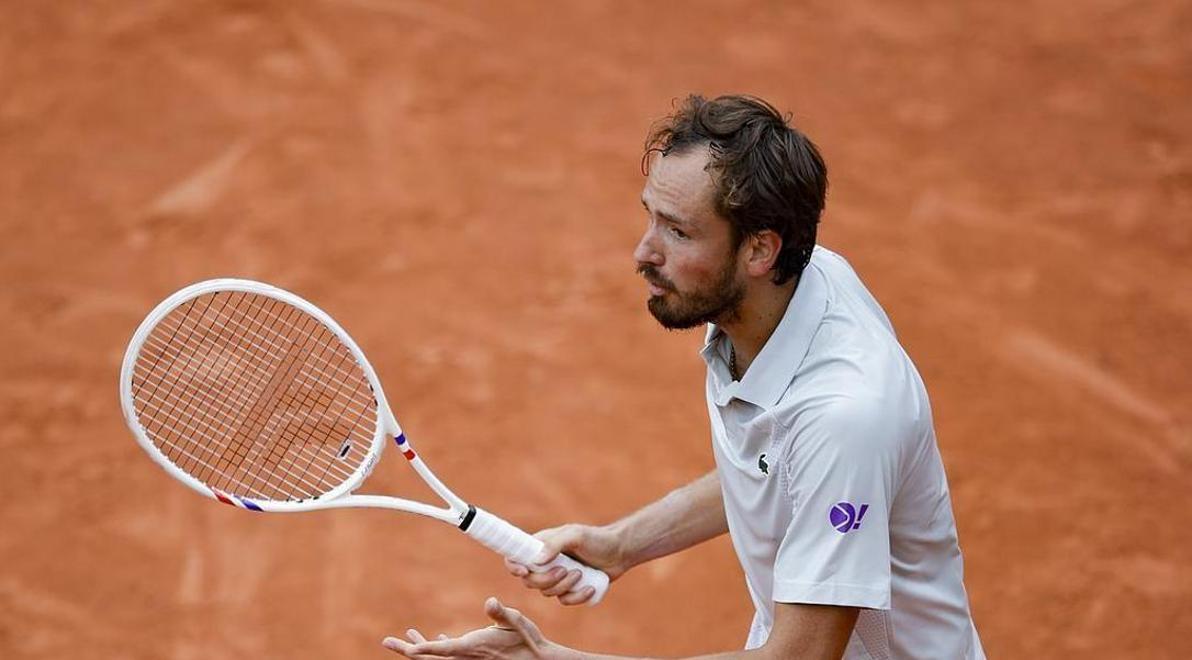 包含欧洲网球队爆冷日本网球队,梅德韦杰夫打破历史纪录的词条 包含欧洲网球队爆冷日本网球队,梅德韦杰夫打破历史纪录的词条