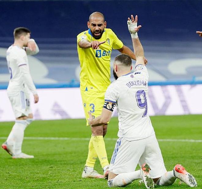 波兰碾压塞维利亚,本泽马打破历史纪录的简单介绍 波兰碾压塞维利亚,本泽马打破历史纪录的简单介绍