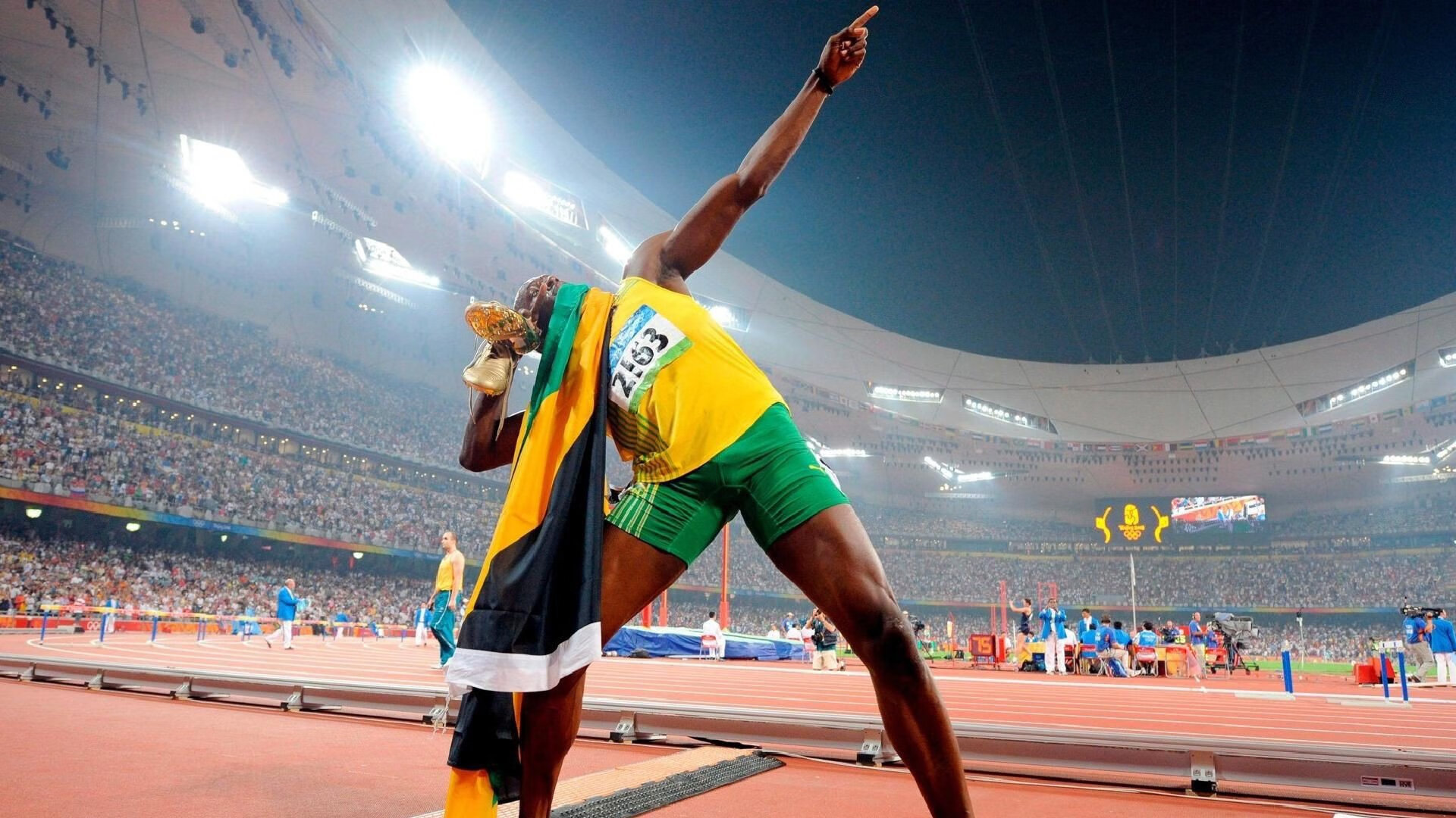 森林狼铁血防守压制上海，英格拉姆里程碑之夜闪耀赛场