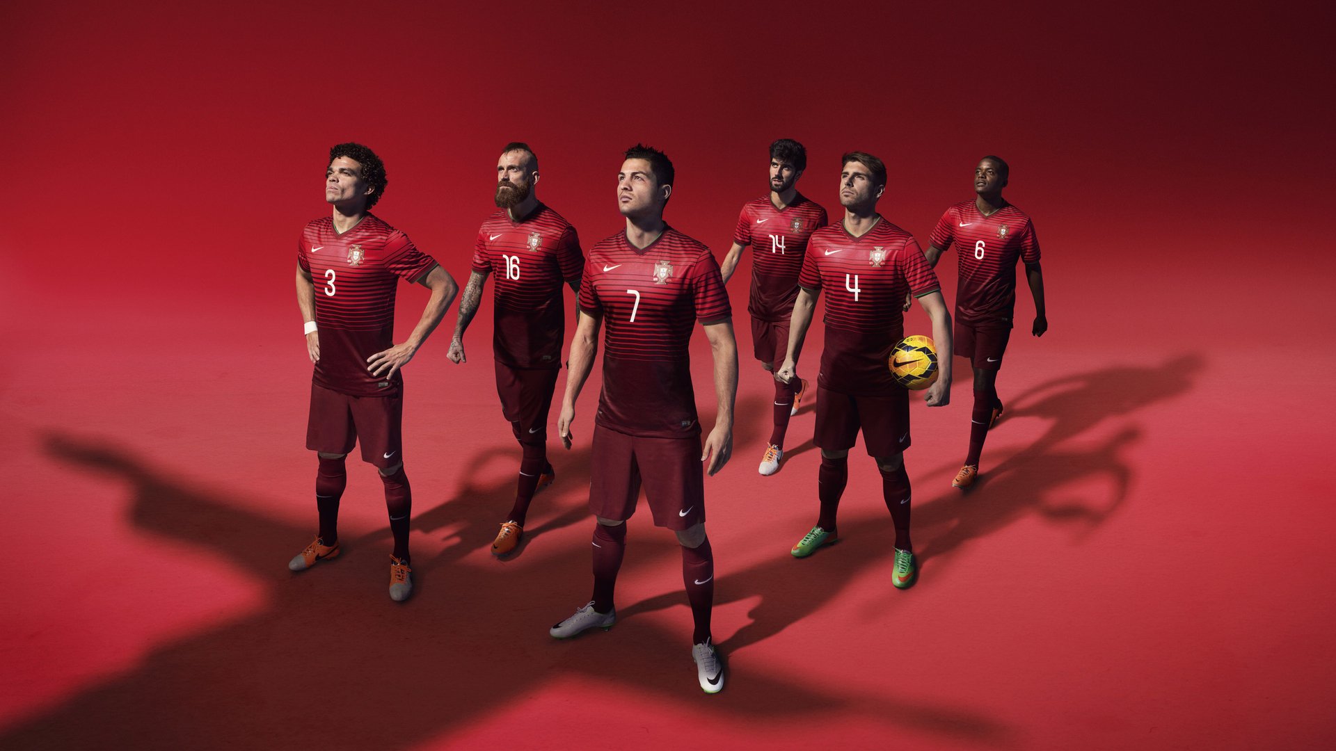 绿茵与硬木，当意甲焦点战遇上马刺的得分压制